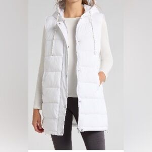 Zella/Nordstrom White Sleeveless Puffer Vest with Hood